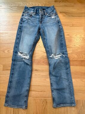 American Eagle Distressed Straight Leg Jeans - Sz 0